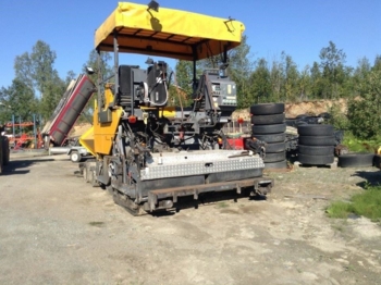 Asfaltni finišer ABG 473: slika 1