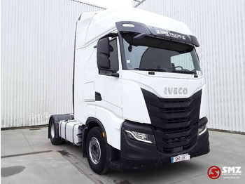 Tegljač IVECO S-WAY