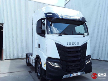 Tegljač IVECO S-WAY