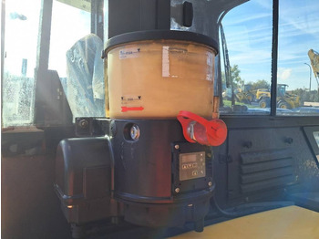 Mini bager Komatsu PC50MR-2: slika 2 Mini bager Komatsu PC50MR-2: slika 2