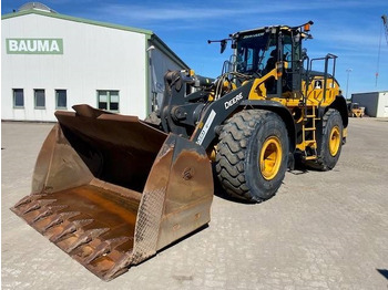 Utovarivač točkaš JOHN DEERE