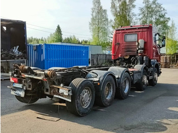 Kamion sa golom šasijom i zatvorenom kabinom DAMAGED Scania R 730: slika 4