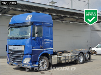 Kamion za prevoz kontejnera/ Kamion sa promenjivim sandukom DAF XF 460