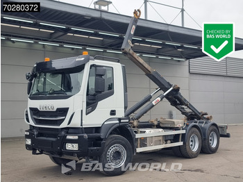 Kamion sa hidrauličnom kukom IVECO X-WAY