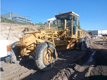 Grejder CATERPILLAR 120G