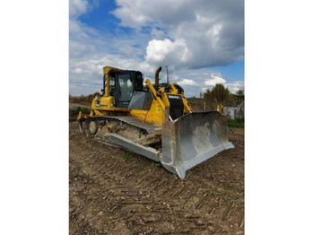 Buldožer KOMATSU D65