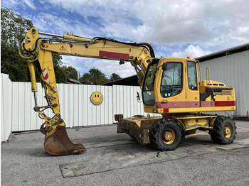 Bager točkaš LIEBHERR A 900