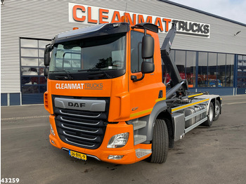 Kamion sa hidrauličnom kukom DAF CF 430