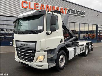 Kamion sa hidrauličnom kukom DAF CF 450