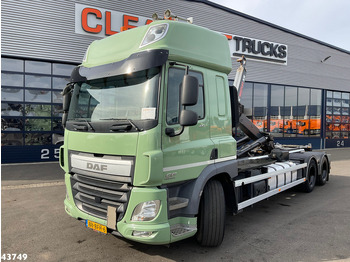 Kamion sa hidrauličnom kukom DAF CF 440
