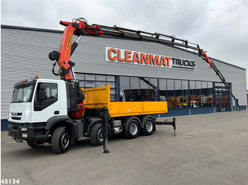 Kamion sa dizalicom IVECO Stralis