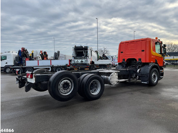 Kamion sa golom šasijom i zatvorenom kabinom Scania P 280 Chassis cabine with PTO: slika 5