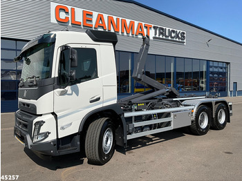 Kamion sa hidrauličnom kukom VOLVO FMX 430