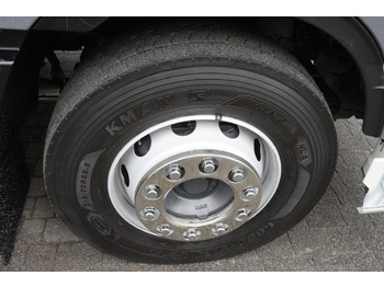 DAF XF 480 E6 6x2 / NEW Lamberet Refrigerator 18 pallets / 260000 km DAF XF 480 E6 6x2 / NEW Lamberet Refrigerator 18 pallets / 260000 km: slika 5 DAF XF 480 E6 6x2 / NEW Lamberet Refrigerator 18 pallets / 260000 km DAF XF 480 E6 6x2 / NEW Lamberet Refrigerator 18 pallets / 260000 km: slika 5