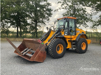 Utovarivač točkaš JCB 437