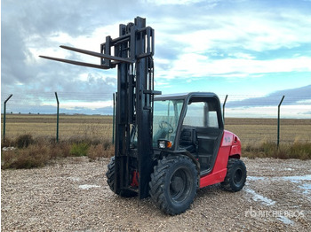 Terenski viljuškar MANITOU