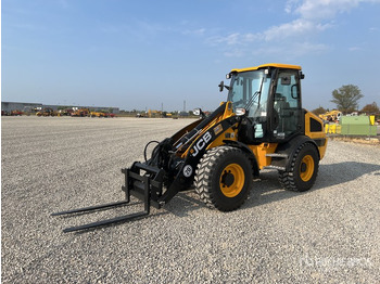 Utovarivač točkaš JCB 409