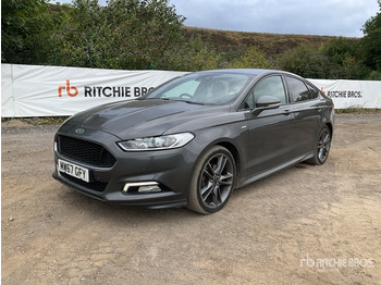 Automobil FORD