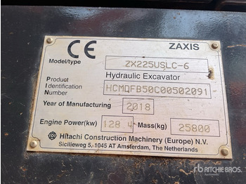 Bager guseničar HITACHI ZX225USLC-6