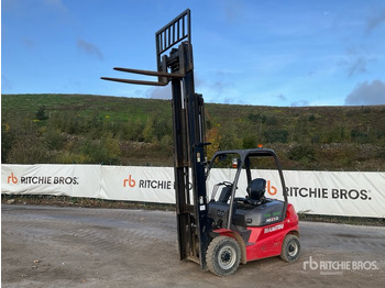 Dizel viljuškar MANITOU