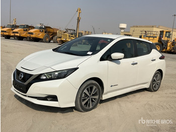 Automobil NISSAN