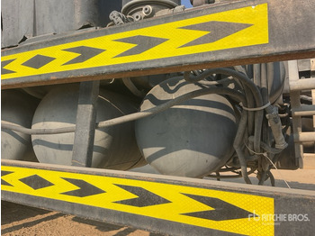 Tegljač 2006 Mercedes-Benz Axor 1828 4x2 S/A Day Cab Truck Tractor: slika 4 Tegljač 2006 Mercedes-Benz Axor 1828 4x2 S/A Day Cab Truck Tractor: slika 4