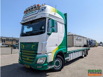 Kamion sa tovarnim sandukom DAF XF 530