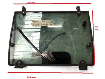 Staklo i delovi NISSAN