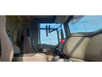 Kamion cisterna DAF CF 360: slika 3