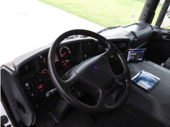 Kamion cisterna Scania P380: slika 5