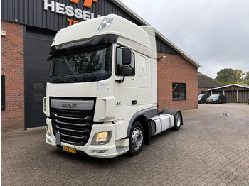 Tegljač DAF XF 460