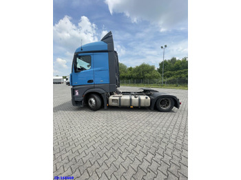 Tegljač MERCEDES-BENZ Actros 1842