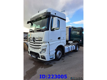 Tegljač MERCEDES-BENZ Actros 1843