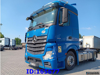 Tegljač MERCEDES-BENZ Actros 1845