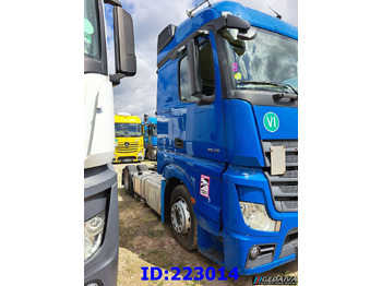 Tegljač MERCEDES-BENZ Actros 1845