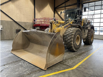 Utovarivač točkaš KOMATSU WA475