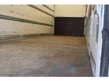 Kamion sa zatvorenim sandukom DAF LF 210 + euro 6 + lift: slika 5