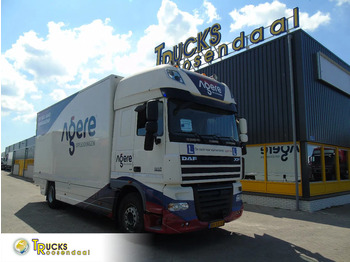 Kamion sa zatvorenim sandukom DAF XF 105 460