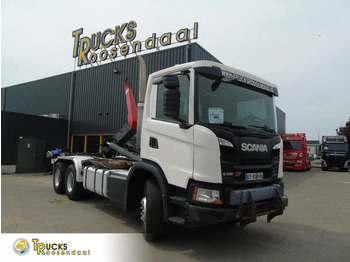 Kamion sa hidrauličnom kukom SCANIA G 450