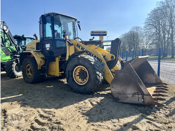 Utovarivač točkaš NEW HOLLAND
