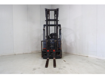 Električni viljuškar Toyota 8FBMT25: slika 2 Električni viljuškar Toyota 8FBMT25: slika 2