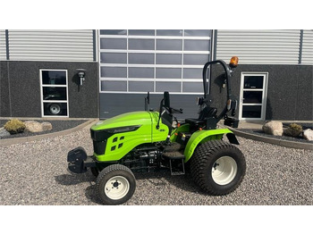 Komunalni traktor