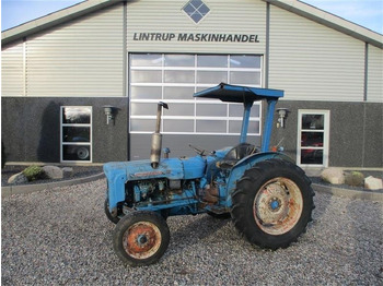 Traktor FORDSON