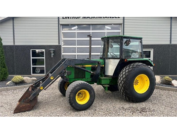 Traktor JOHN DEERE 1640