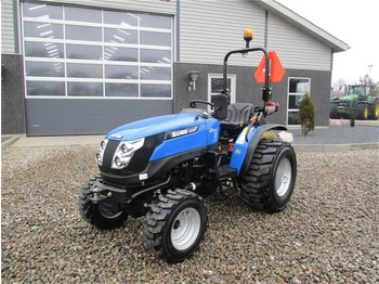 Komunalni traktor Solis 26 6+2 Gearmaskine med servostyring og industrihju: slika 2