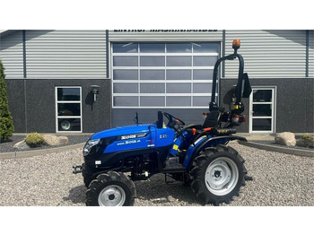 Komunalni traktor SOLIS