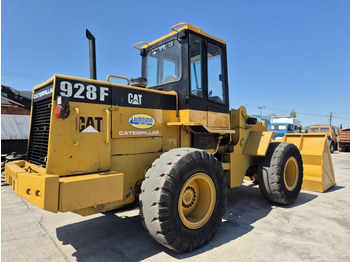 Utovarivač točkaš CATERPILLAR 928F