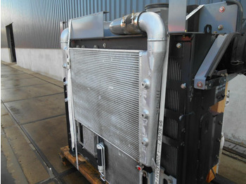 Hladnjak za Građevinska mašina Hitachi YA00004877: slika 3