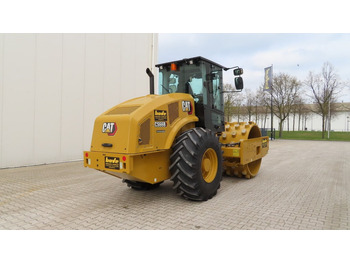 Kompaktor Caterpillar CS 66 B: slika 2