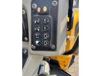 Valjak za puteve CAT CB 24 B: slika 4